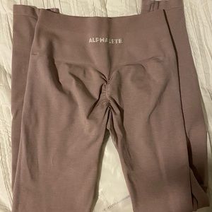 Viola Alphalete Amplifies